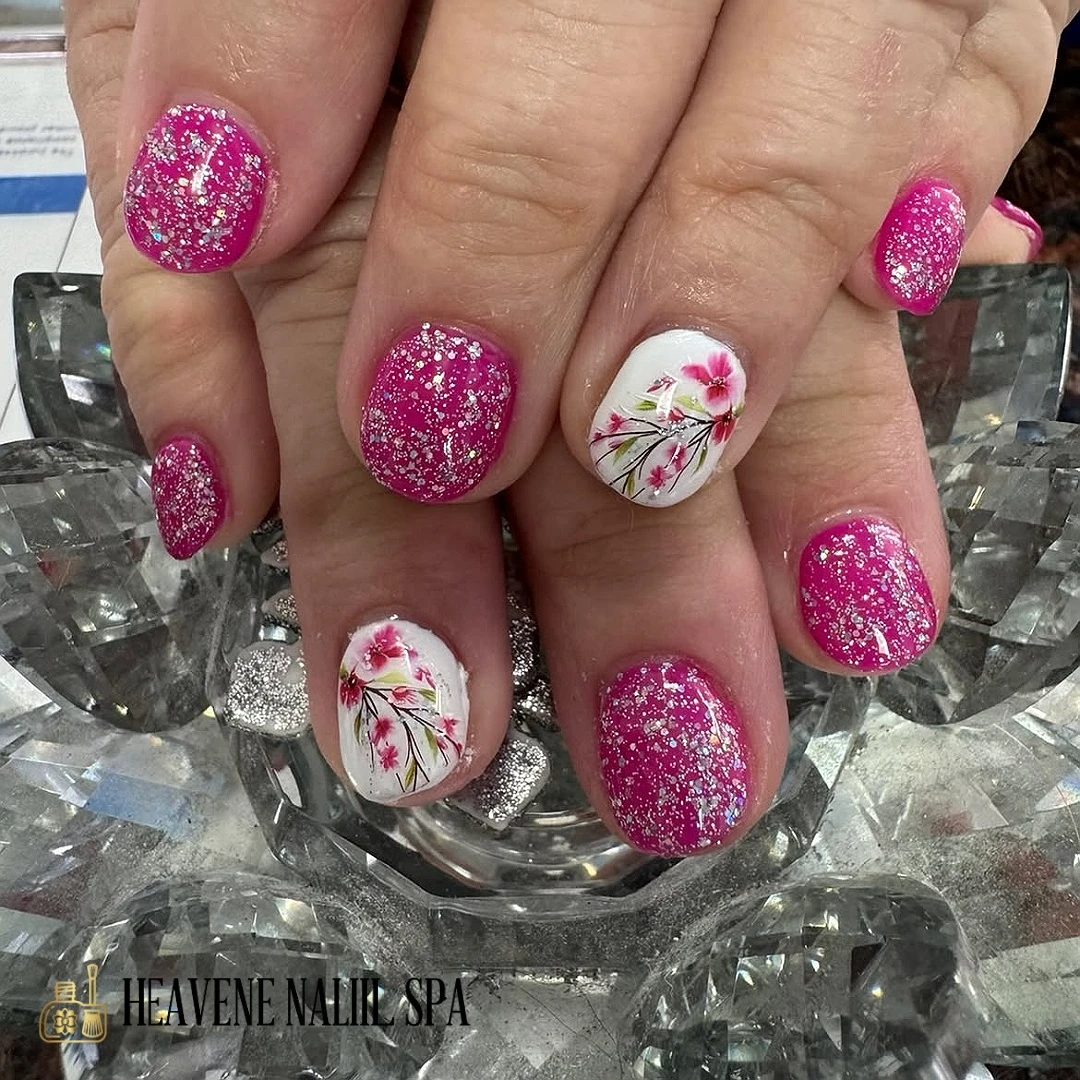 Nail Aug 11